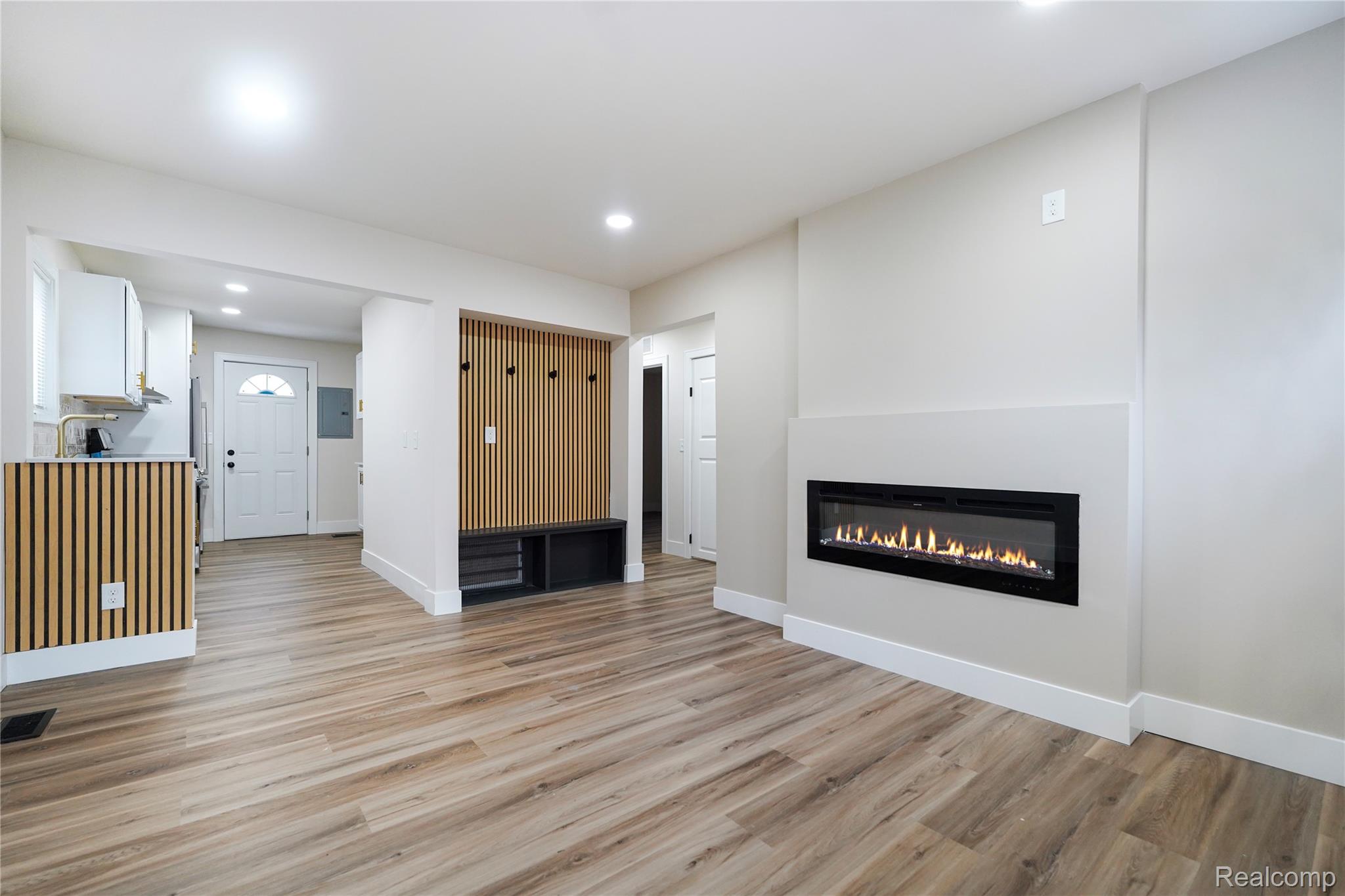 13894 Marshall Avenue