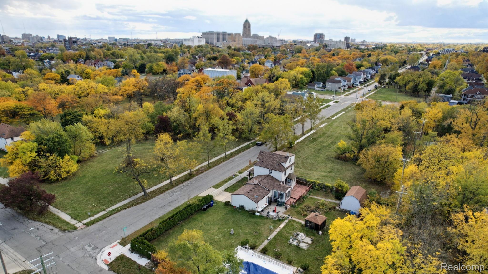 Detroit City, Michigan 48211, United States, 4 Bedrooms Bedrooms, ,3 BathroomsBathrooms,Residential,Coming Soon,234028