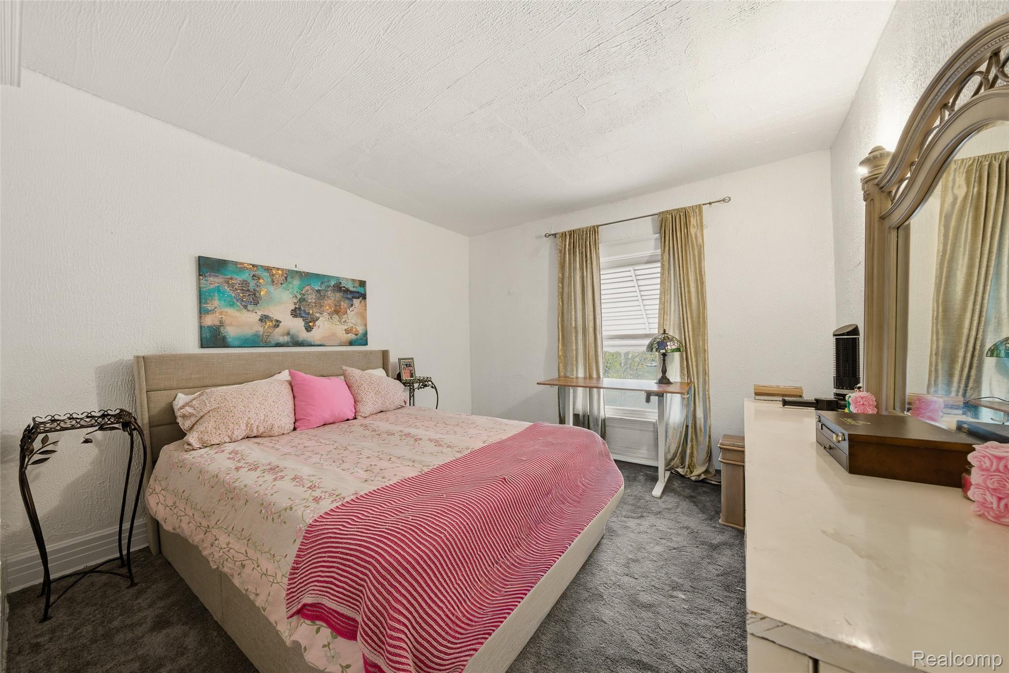 Detroit City, Michigan 48211, United States, 4 Bedrooms Bedrooms, ,3 BathroomsBathrooms,Residential,Coming Soon,234028