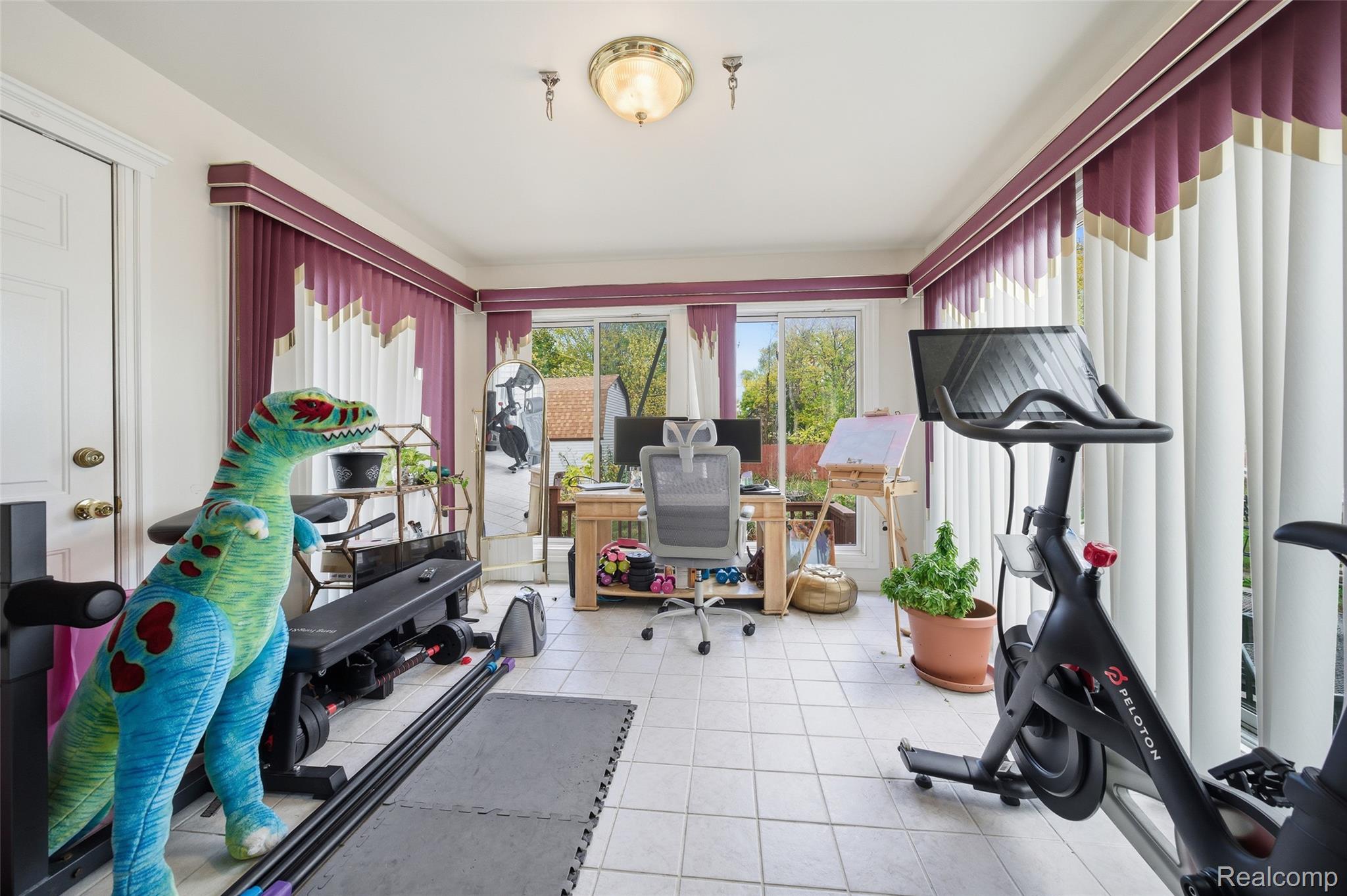 Detroit City, Michigan 48211, United States, 4 Bedrooms Bedrooms, ,3 BathroomsBathrooms,Residential,Coming Soon,234028