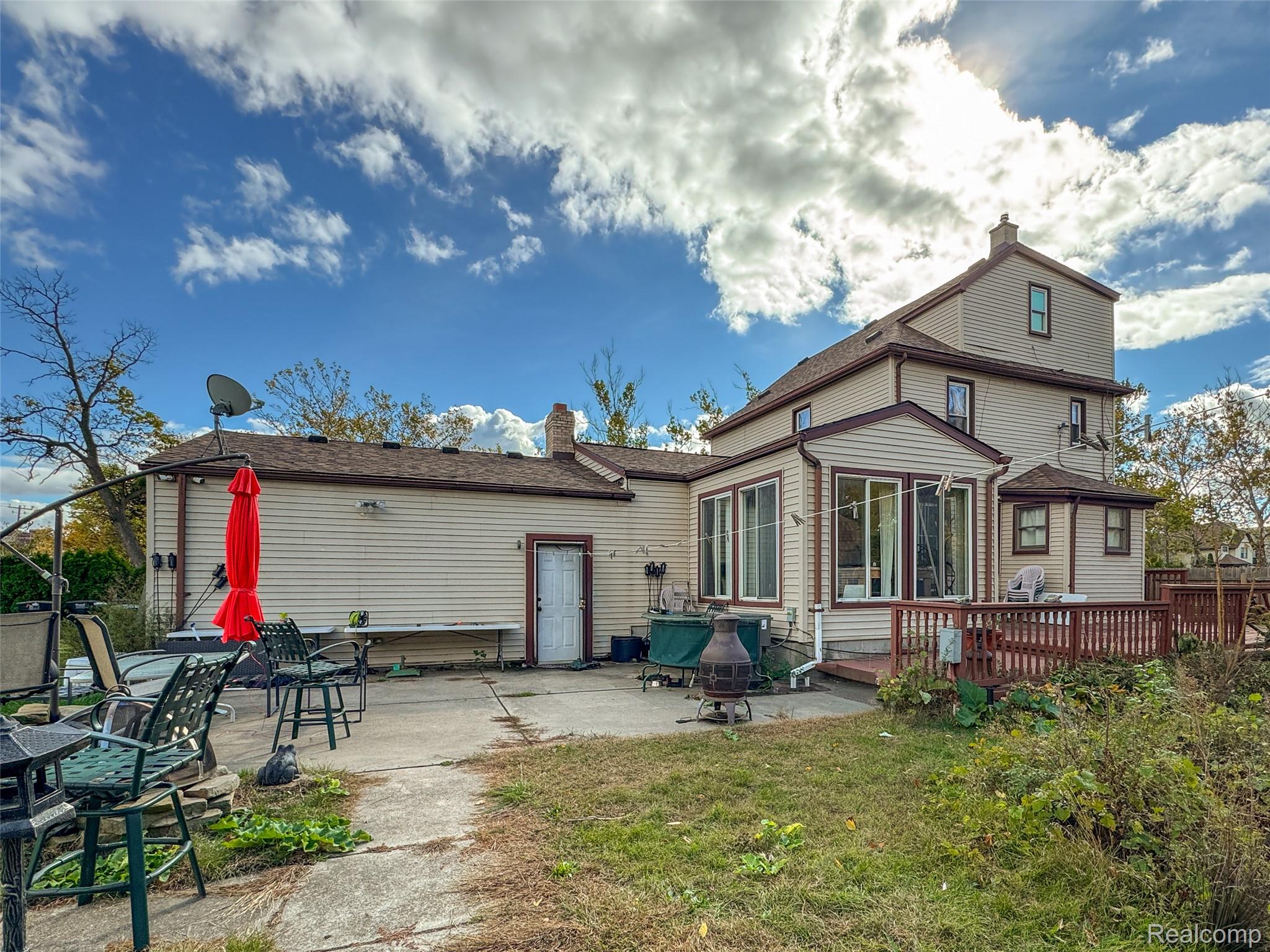 Detroit City, Michigan 48211, United States, 4 Bedrooms Bedrooms, ,3 BathroomsBathrooms,Residential,Coming Soon,234028