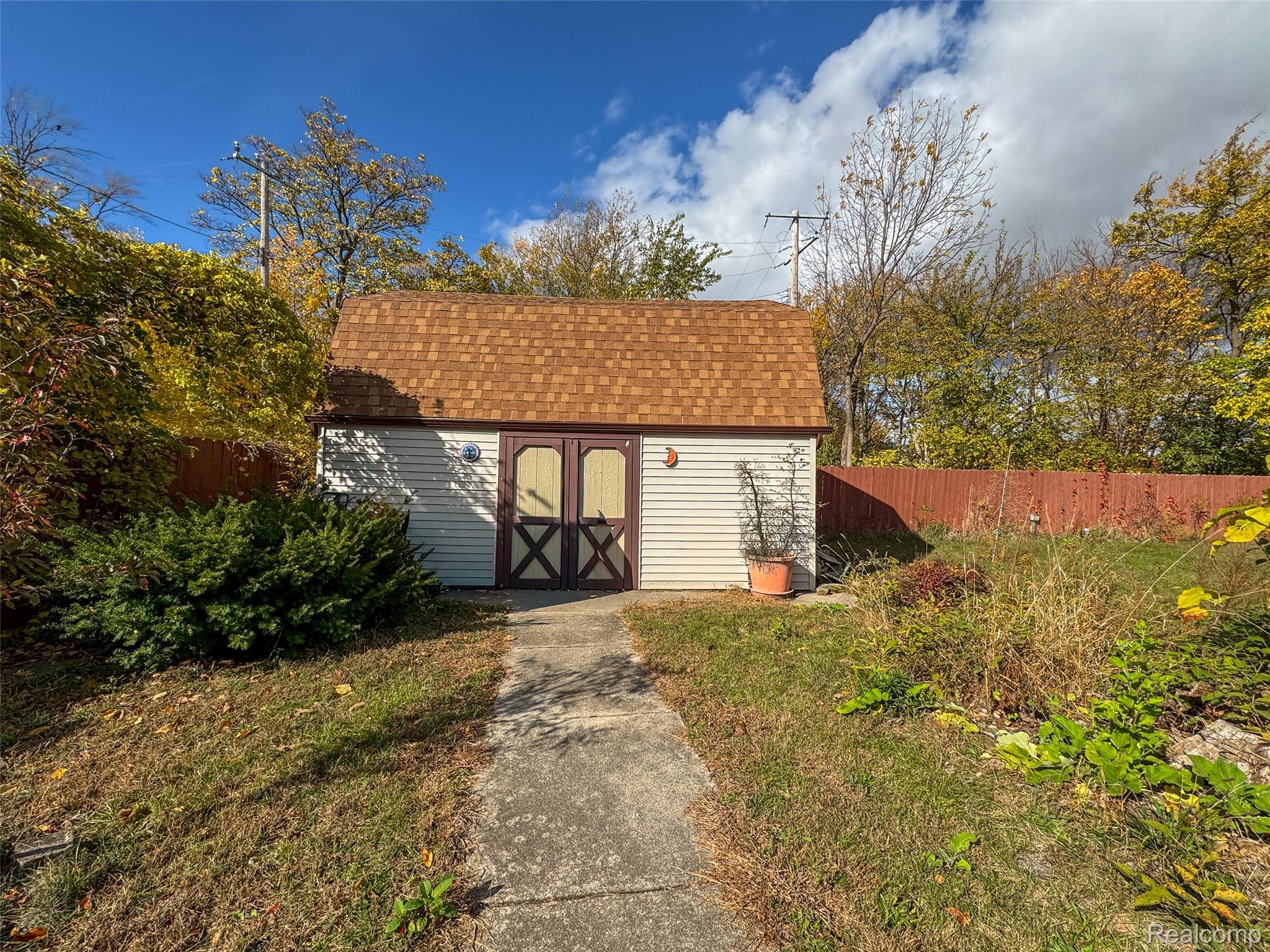 Detroit City, Michigan 48211, United States, 4 Bedrooms Bedrooms, ,3 BathroomsBathrooms,Residential,Coming Soon,234028