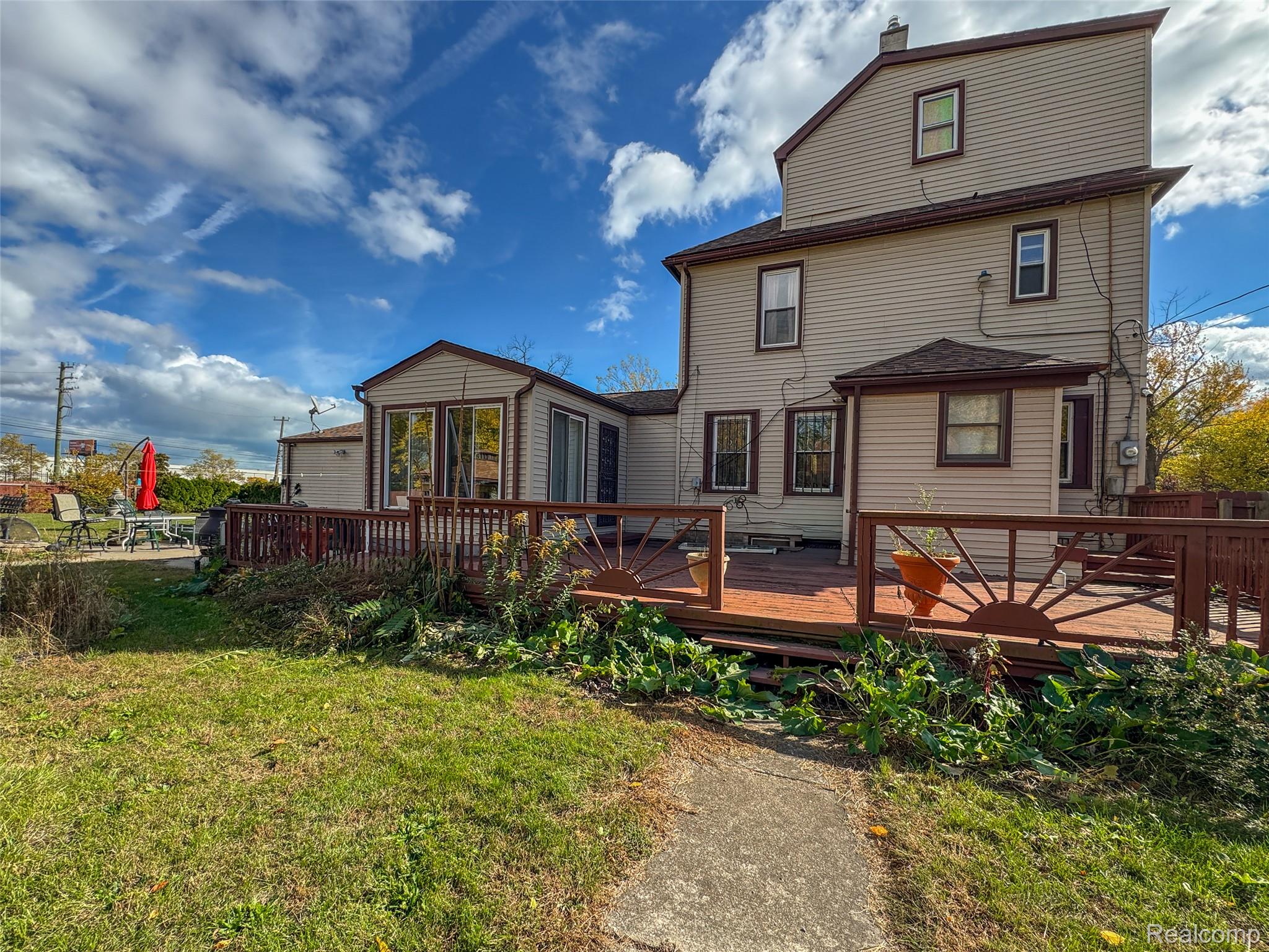 Detroit City, Michigan 48211, United States, 4 Bedrooms Bedrooms, ,3 BathroomsBathrooms,Residential,Coming Soon,234028