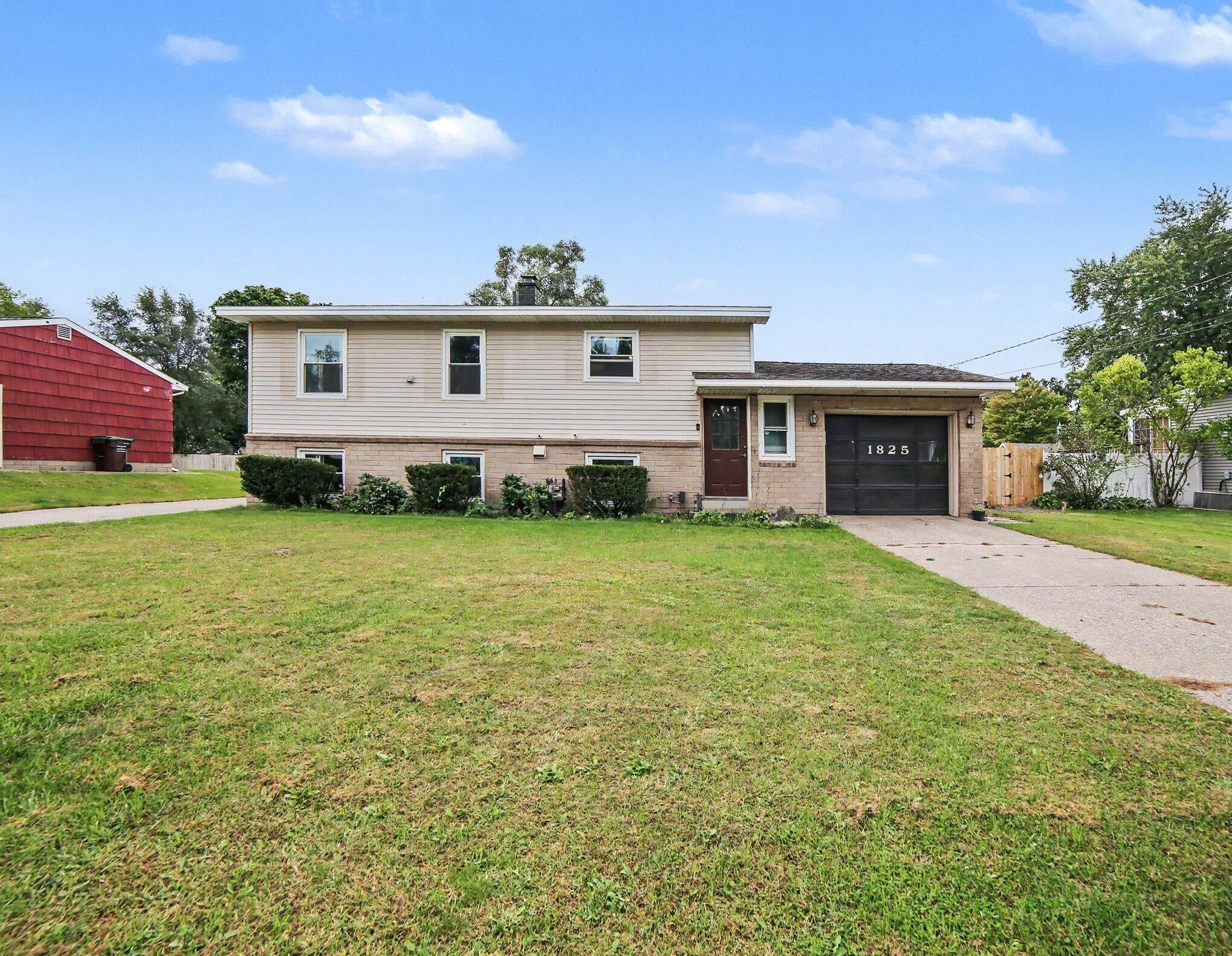 1825 Oak Park Drive