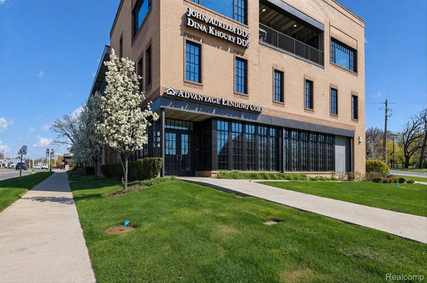 804 N MAIN ST UNIT 3A, ROCHESTER, MI 48307 - Image 9dfcd43e870c896b5e84cde2faf25e07/91116836