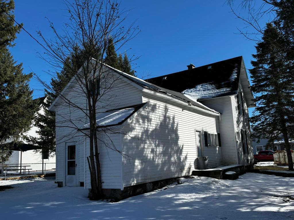 listing image 24