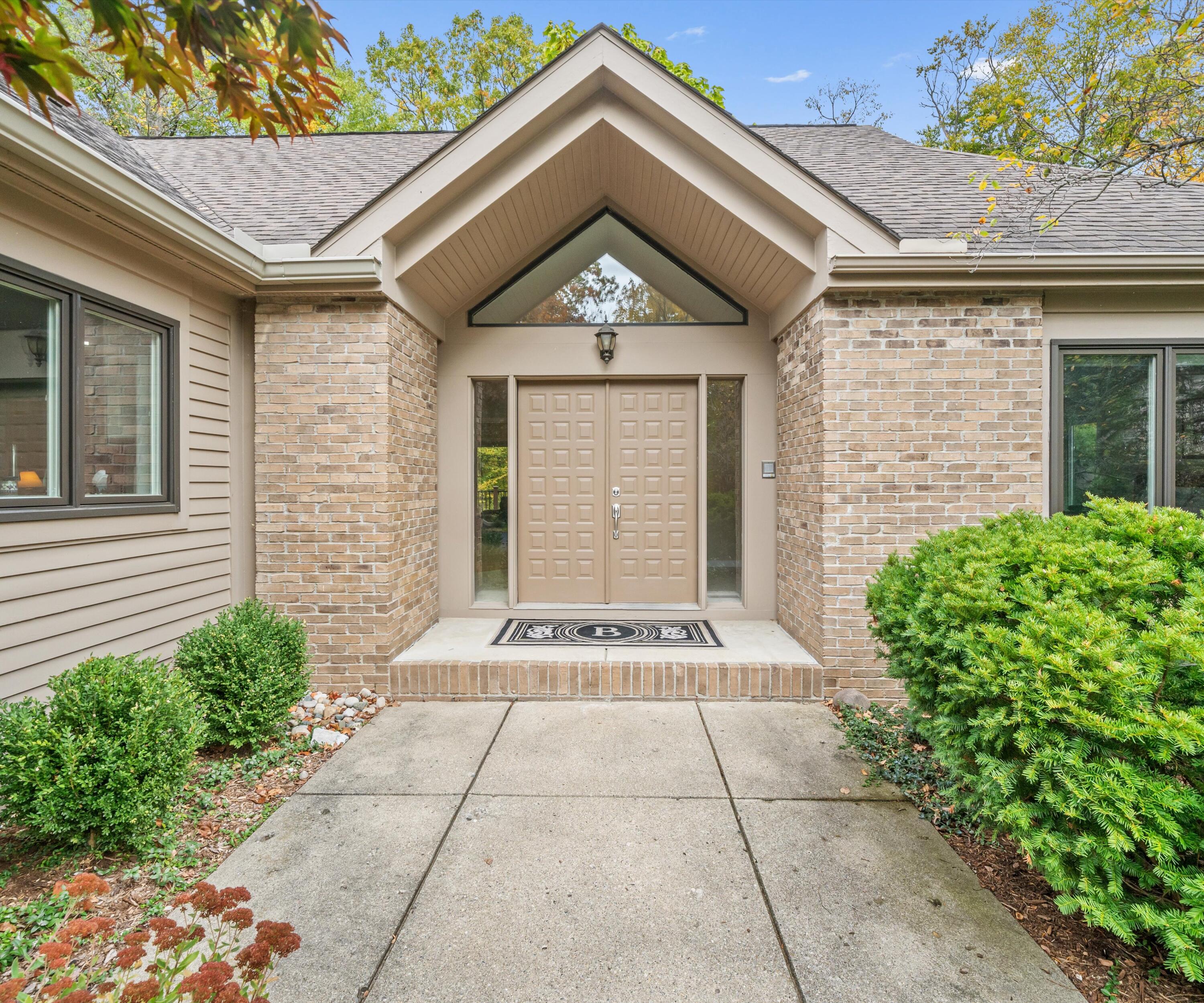 3026 Cross Creek Court