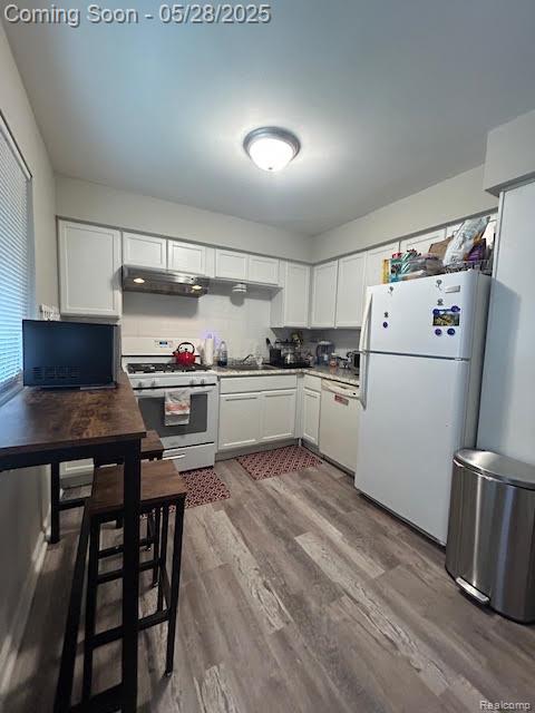 Madison Heights City, Michigan 48071, United States, 2 Bedrooms Bedrooms, ,2 BathroomsBathrooms,Residential,Active,137860