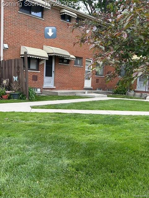 Madison Heights City, Michigan 48071, United States, 2 Bedrooms Bedrooms, ,2 BathroomsBathrooms,Residential,Active,137860