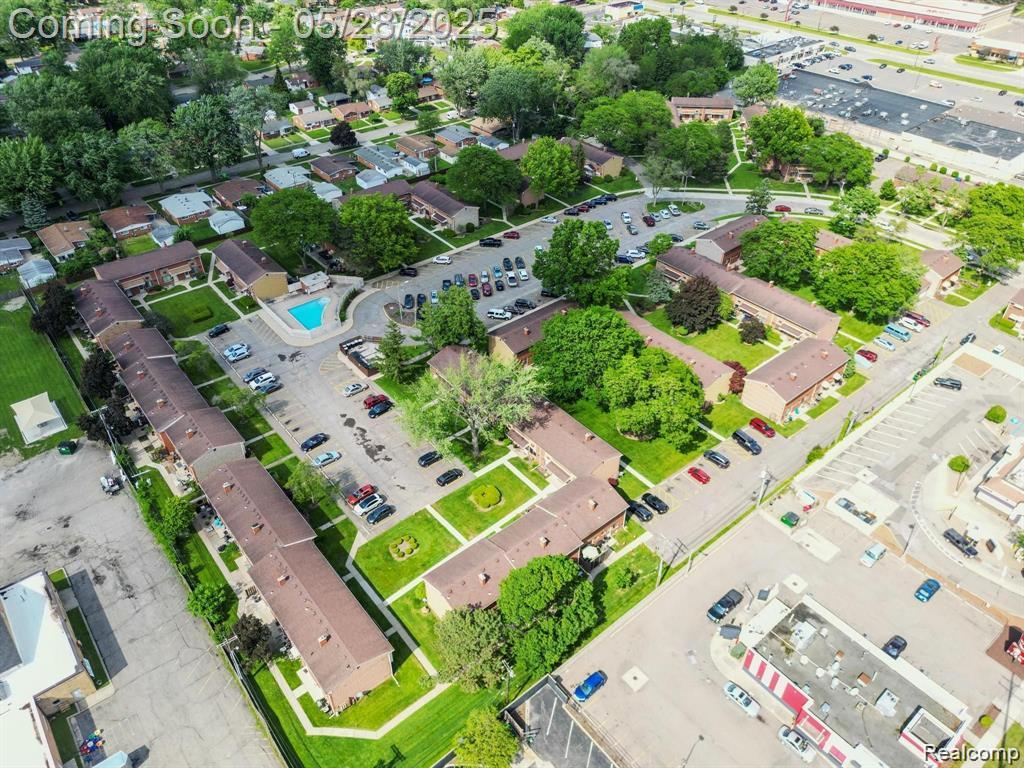 Madison Heights City, Michigan 48071, United States, 2 Bedrooms Bedrooms, ,2 BathroomsBathrooms,Residential,Active,137860