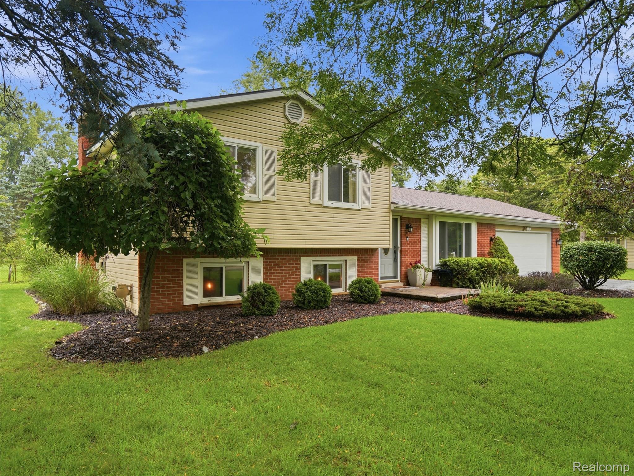 1200 N Alstott Drive