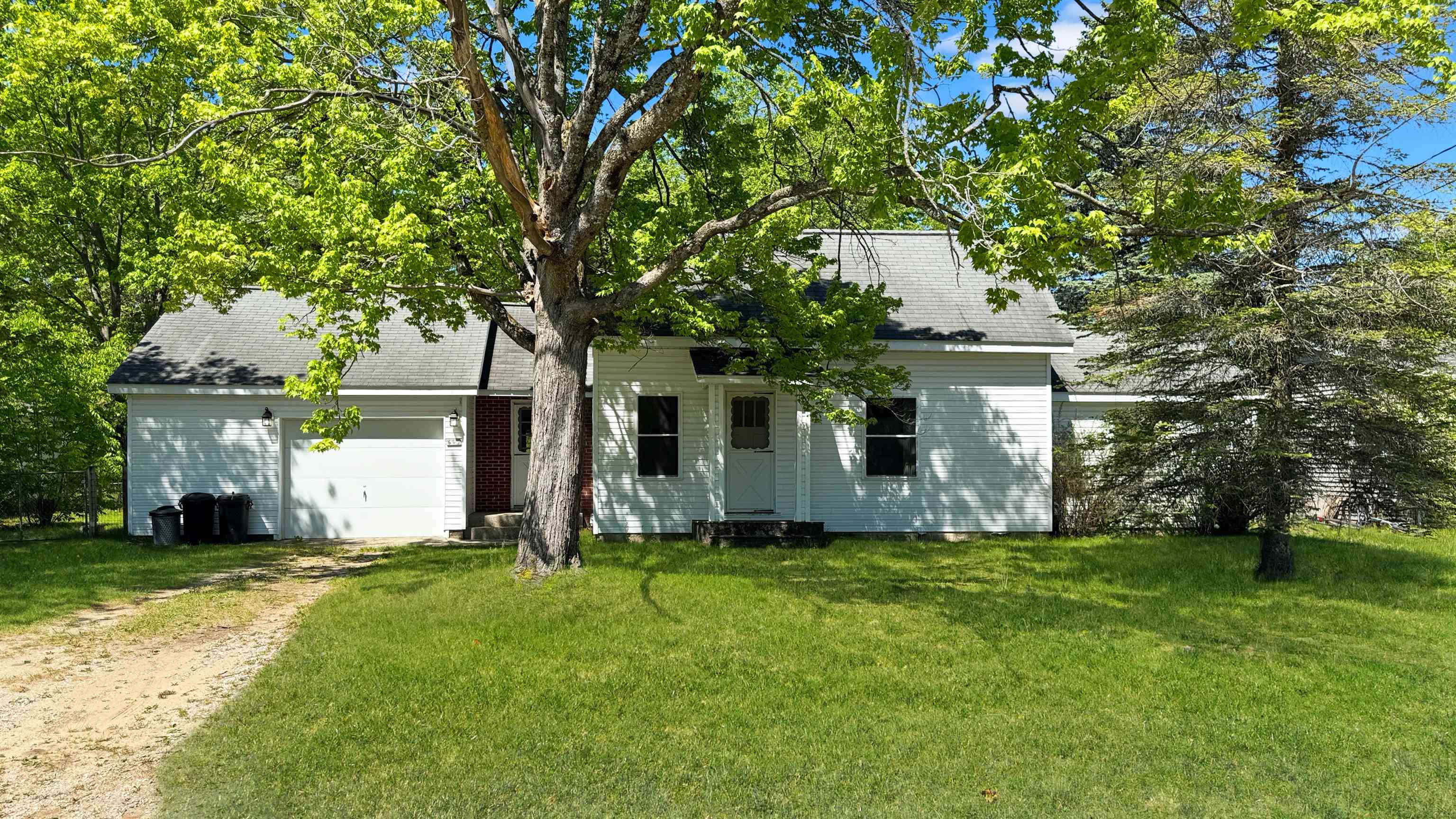 613 Waldo Street
