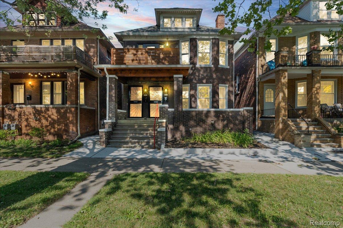 Detroit City, Michigan 48208, United States, 6 Bedrooms Bedrooms, ,3 BathroomsBathrooms,Residential,Active,176789