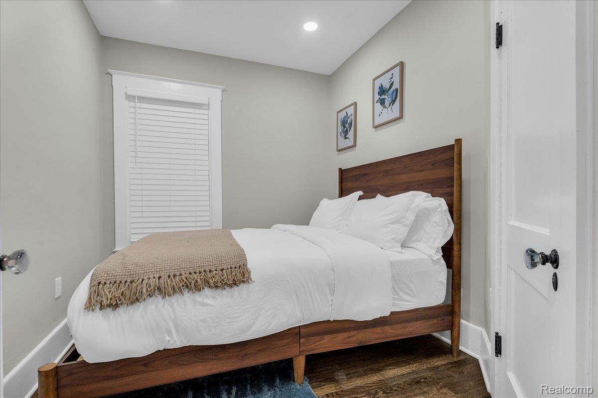 Detroit City, Michigan 48208, United States, 6 Bedrooms Bedrooms, ,3 BathroomsBathrooms,Residential,Active,176789