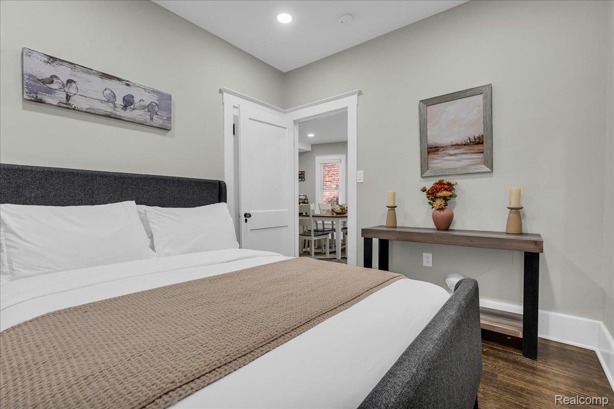 Detroit City, Michigan 48208, United States, 6 Bedrooms Bedrooms, ,3 BathroomsBathrooms,Residential,Active,176789