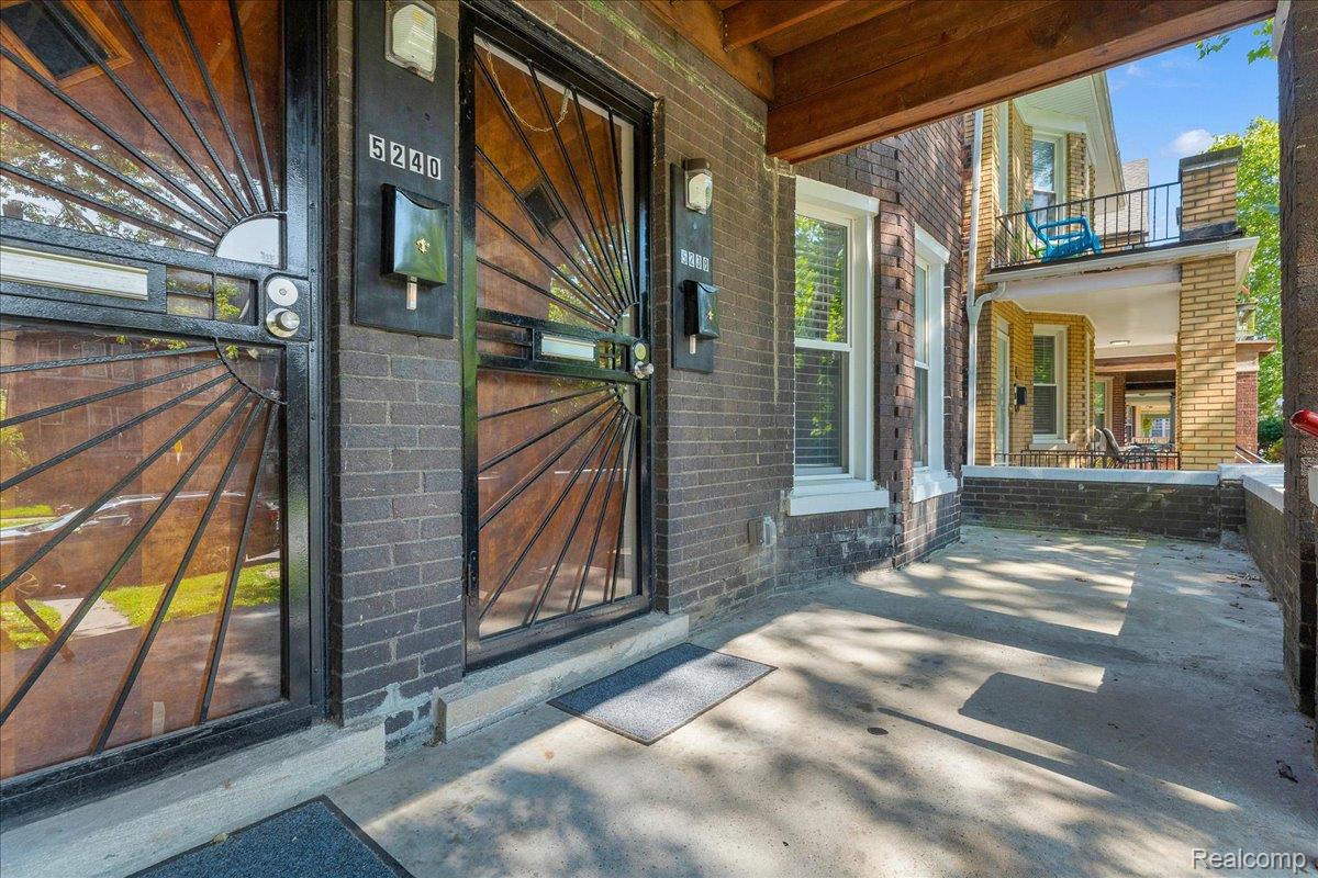 Detroit City, Michigan 48208, United States, 6 Bedrooms Bedrooms, ,3 BathroomsBathrooms,Residential,Active,176789