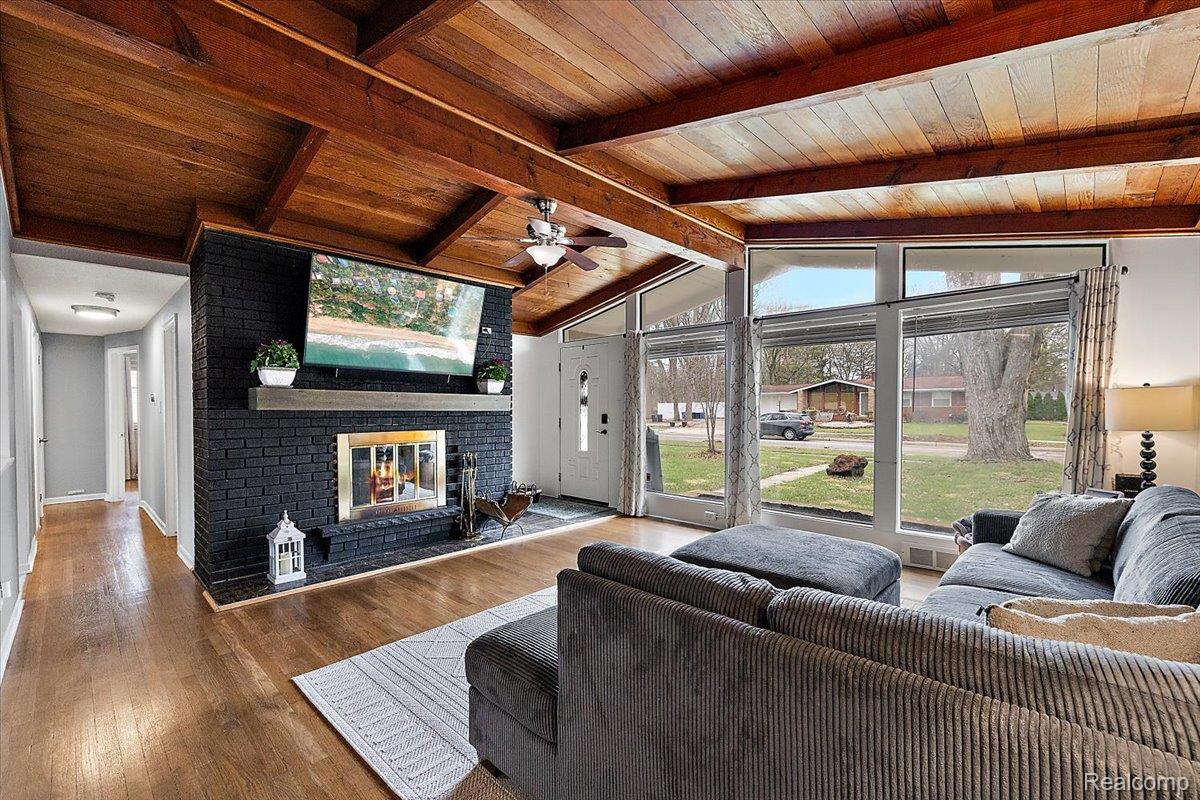 27754 Spring Arbor Drive