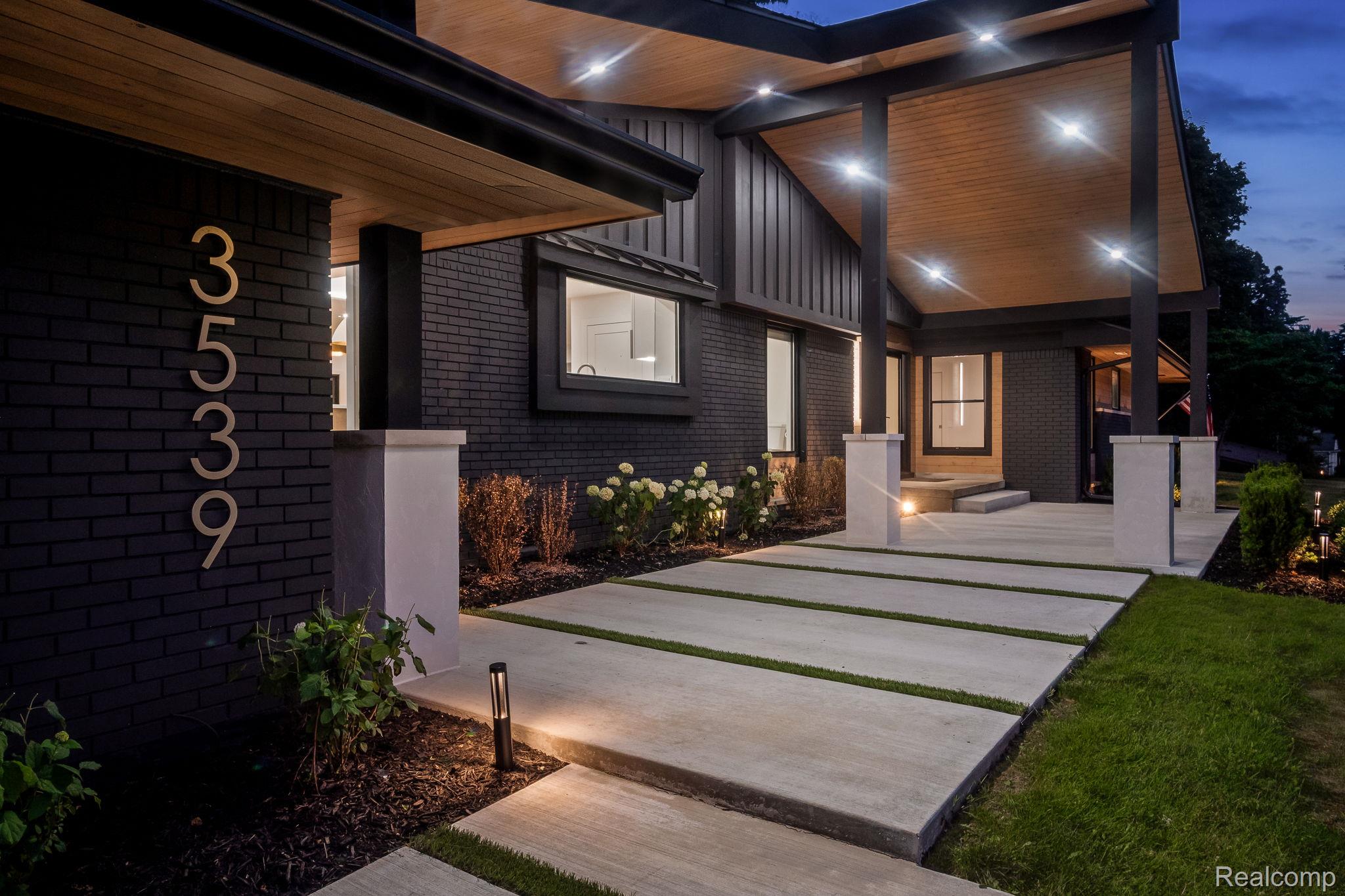 3539 Walbri Dr.