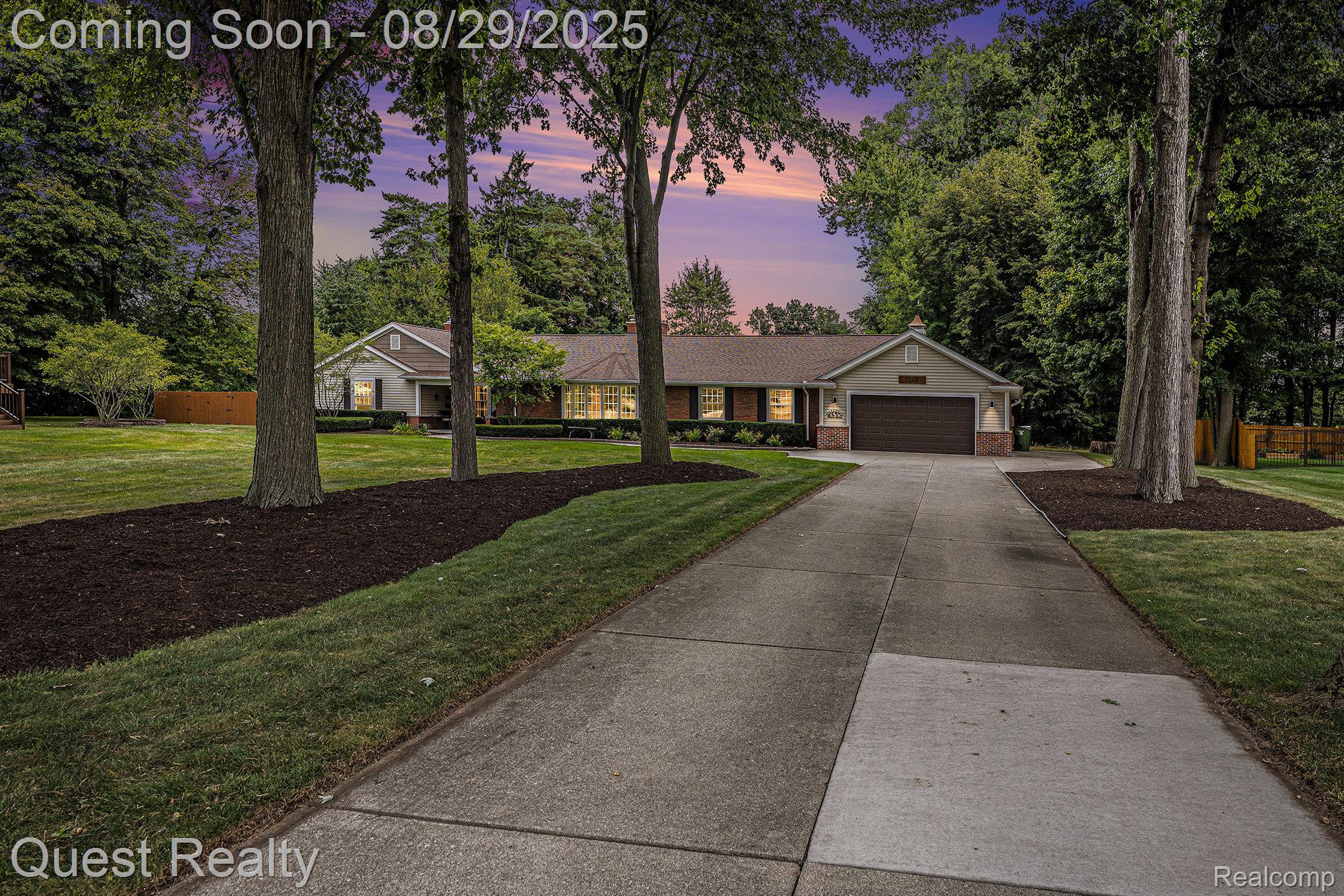 12101 Anthony Drive