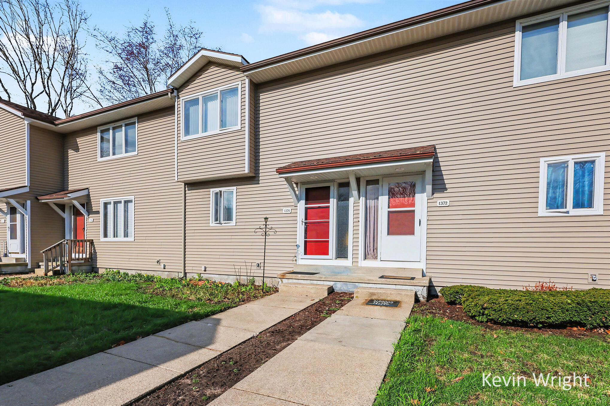 1374 W Norton Avenue 3