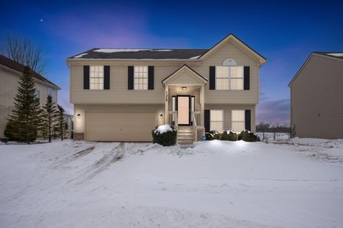 7378 Maplelawn Drive Ypsilanti Charter Township MI 48197