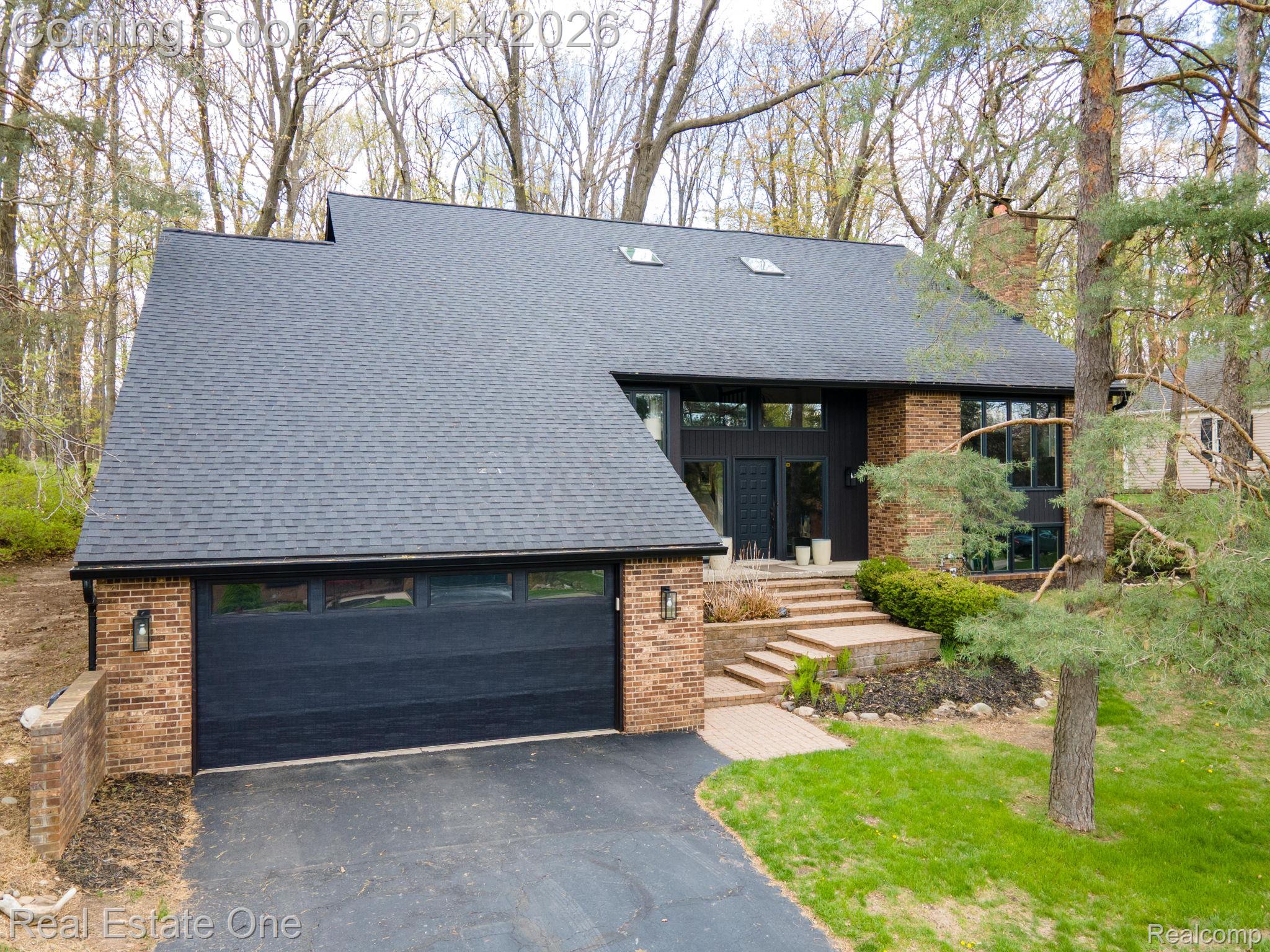 6464 Deer Ridge Drive