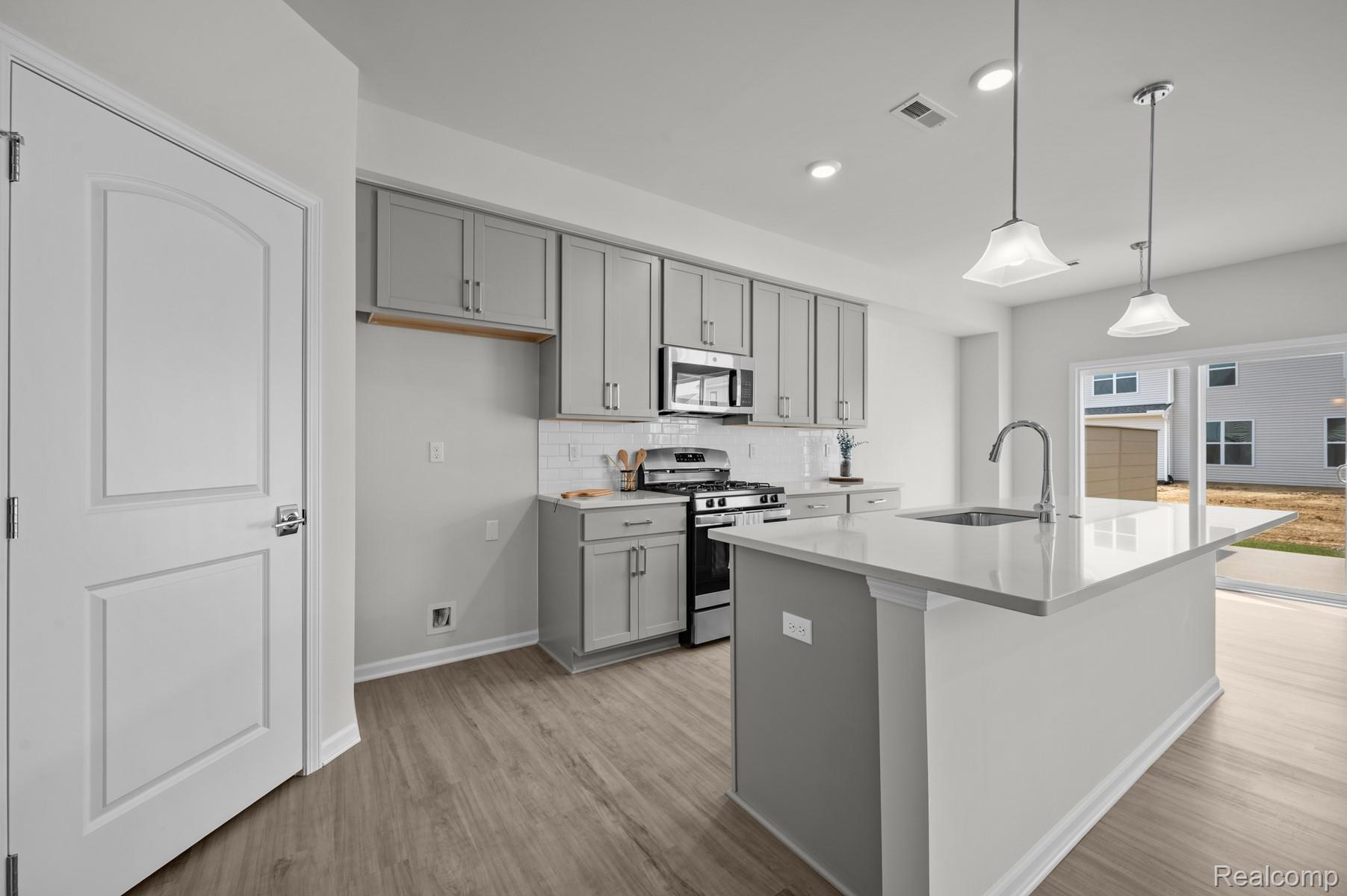 1903 SALT SPRINGS Drive