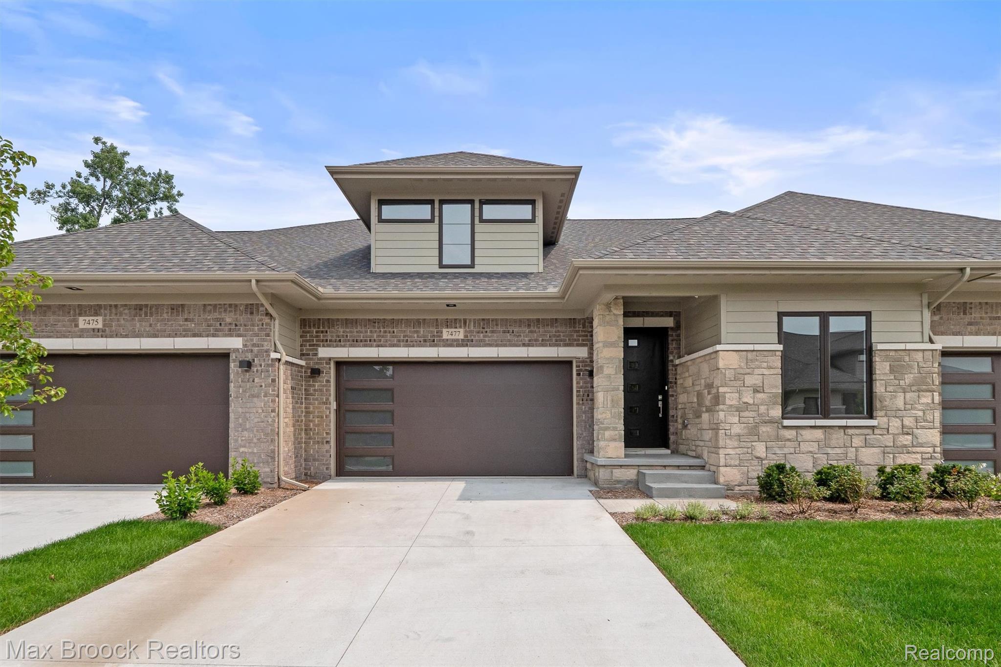 7477 Gramercy Circle 17