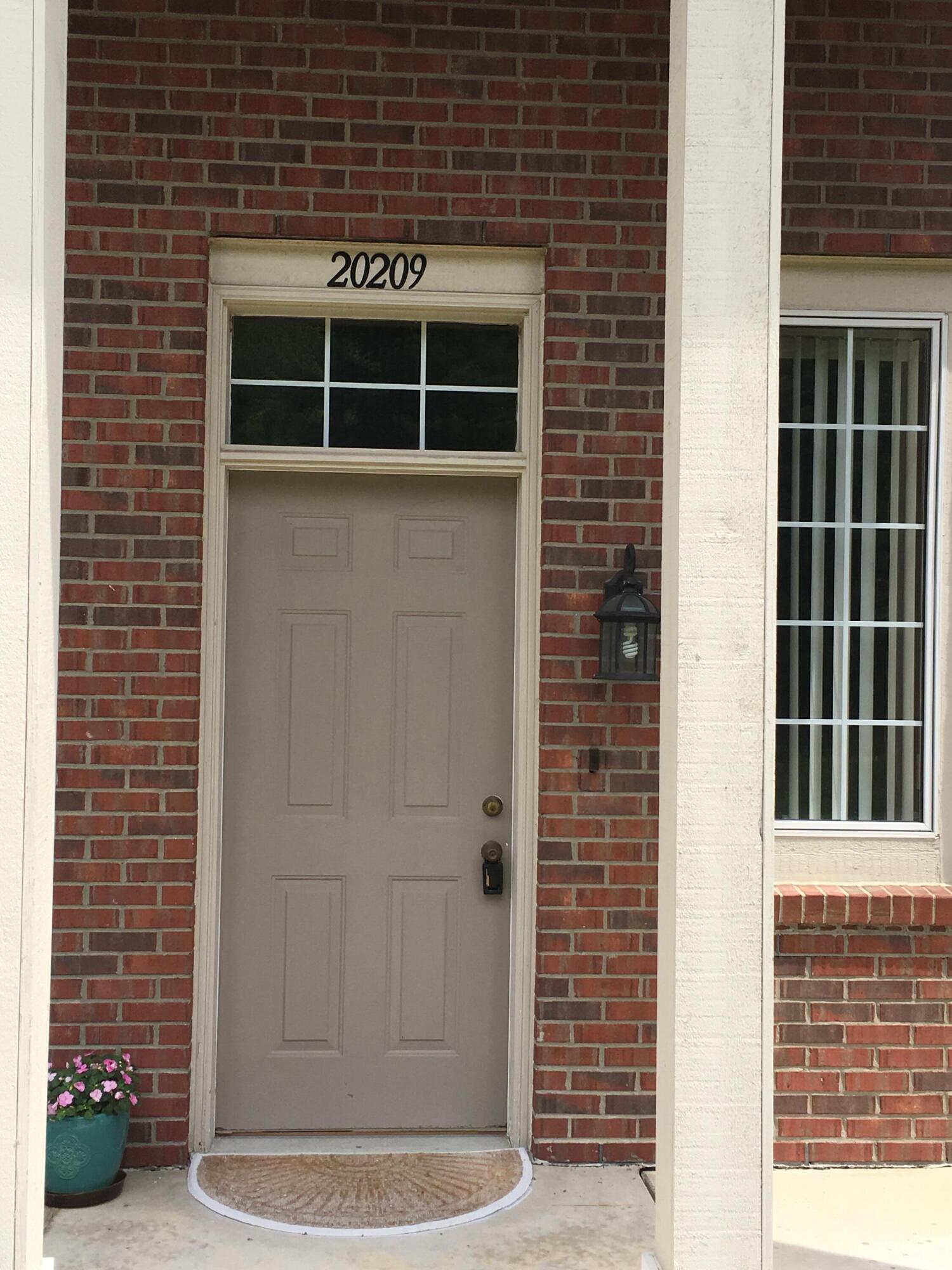 20209 Chesapeake Circle