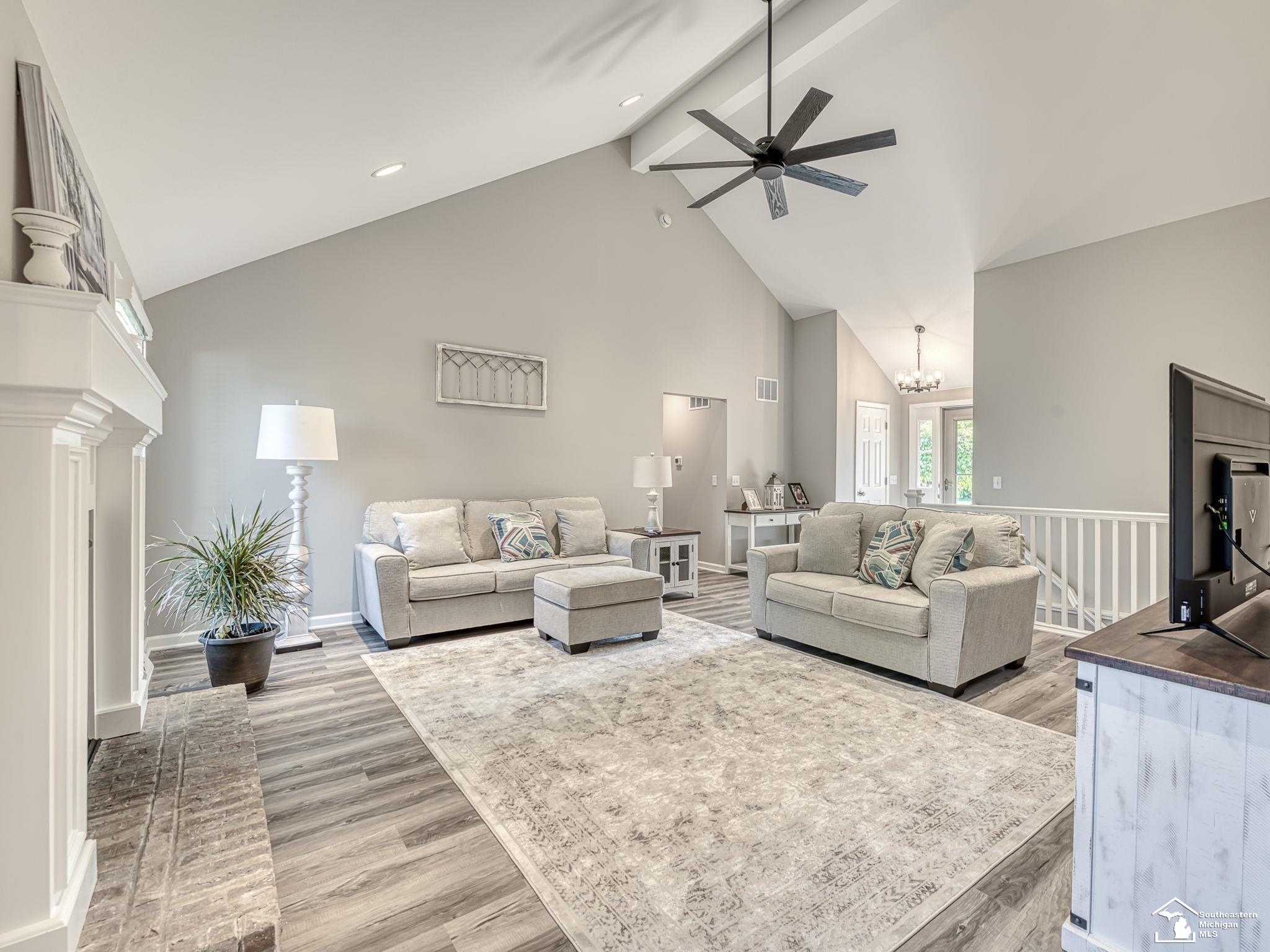 805 Donnalee Drive