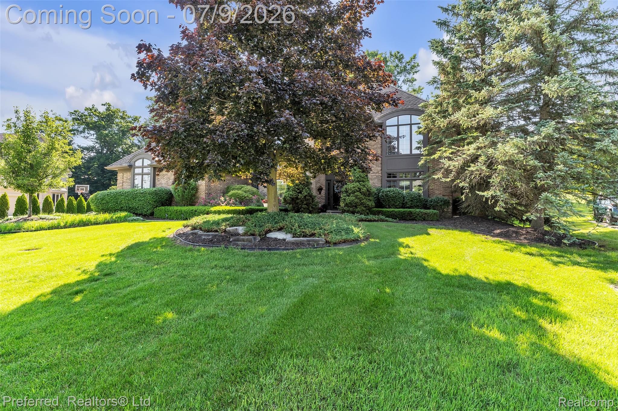17649 Rolling Woods Circle