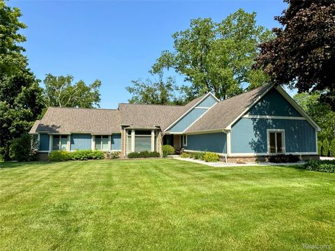 6771 FOXBORO Genoa Township MI 48116