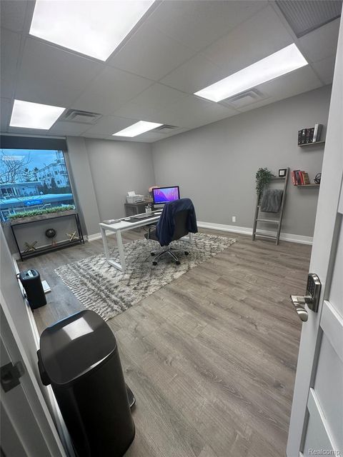 975 E. Maple Road 214 Birmingham City MI 48009