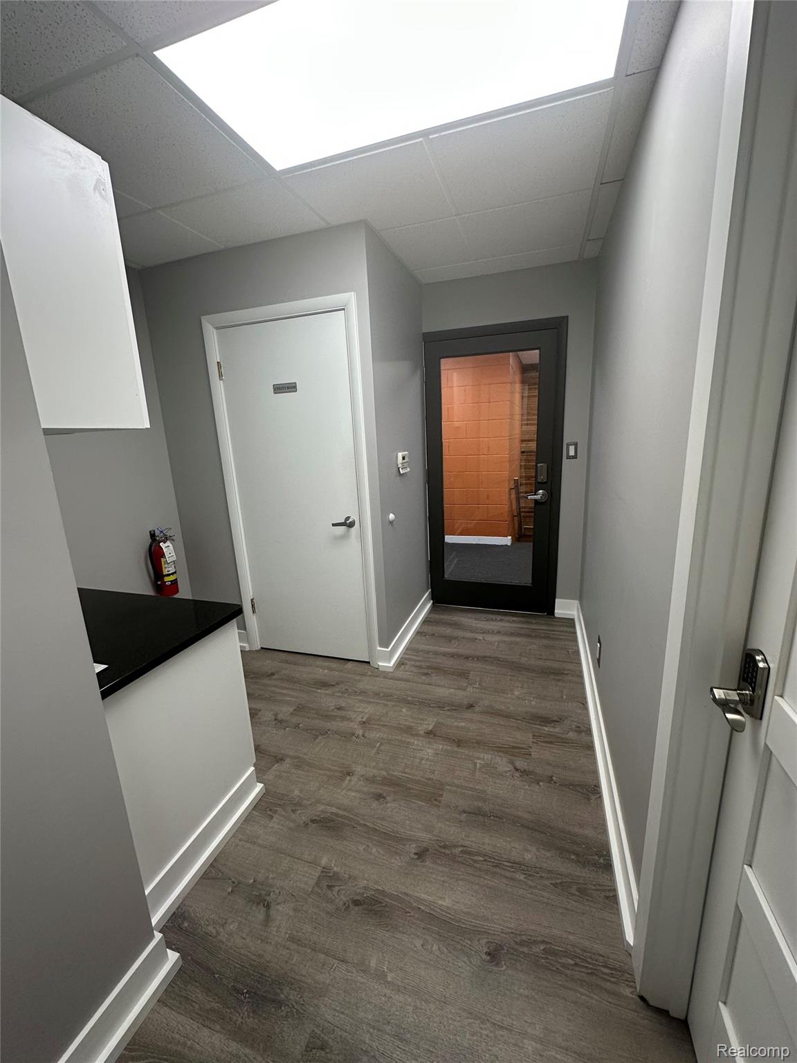 975 E. Maple Road 214