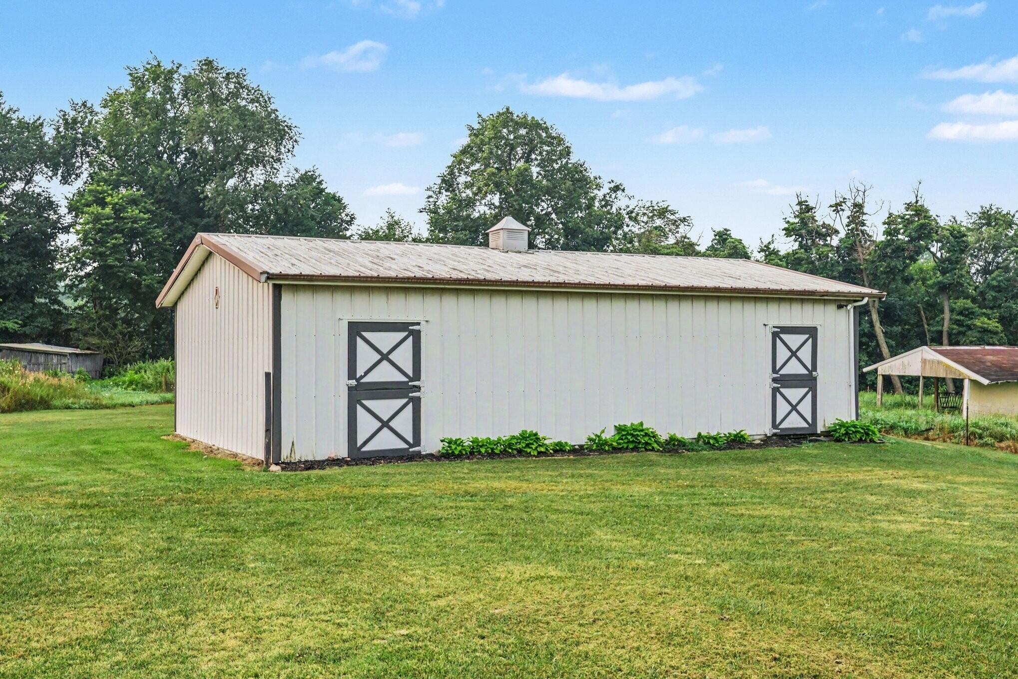 1045 Dauber Road