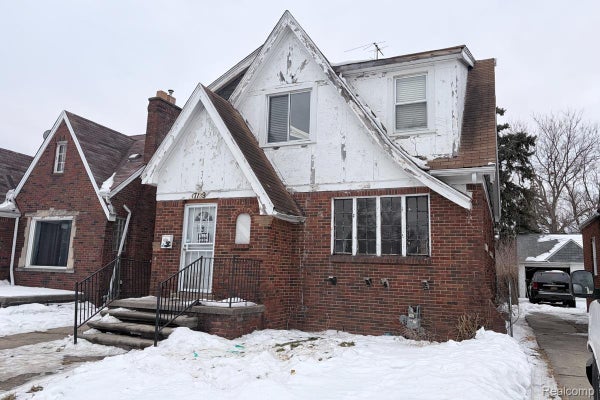 17139 ROWE ST, DETROIT, MI 48205 - Image 9e4cf075157c12422dde2662cd9fcff8/2287100769