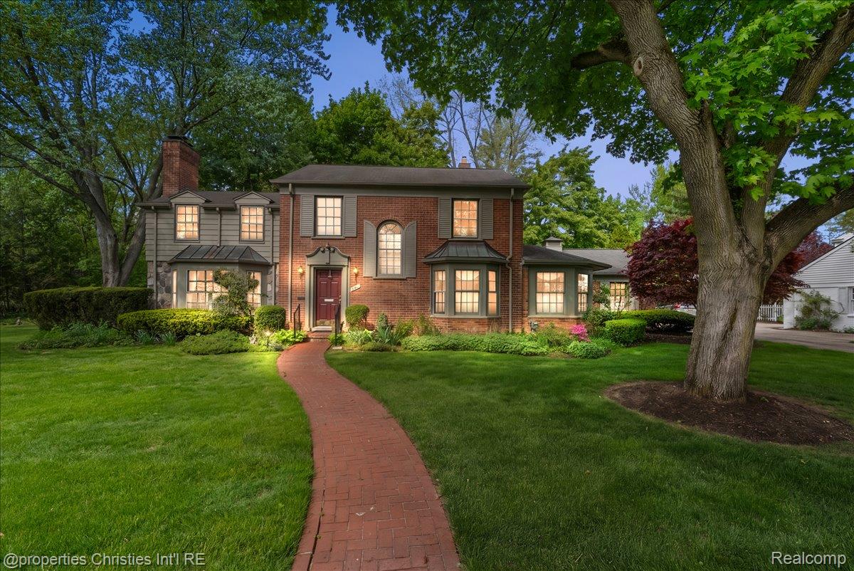 341 Westwood Drive