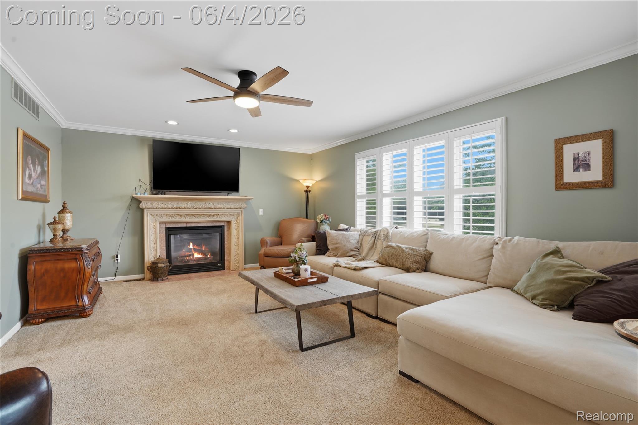 8605 Vista Court
