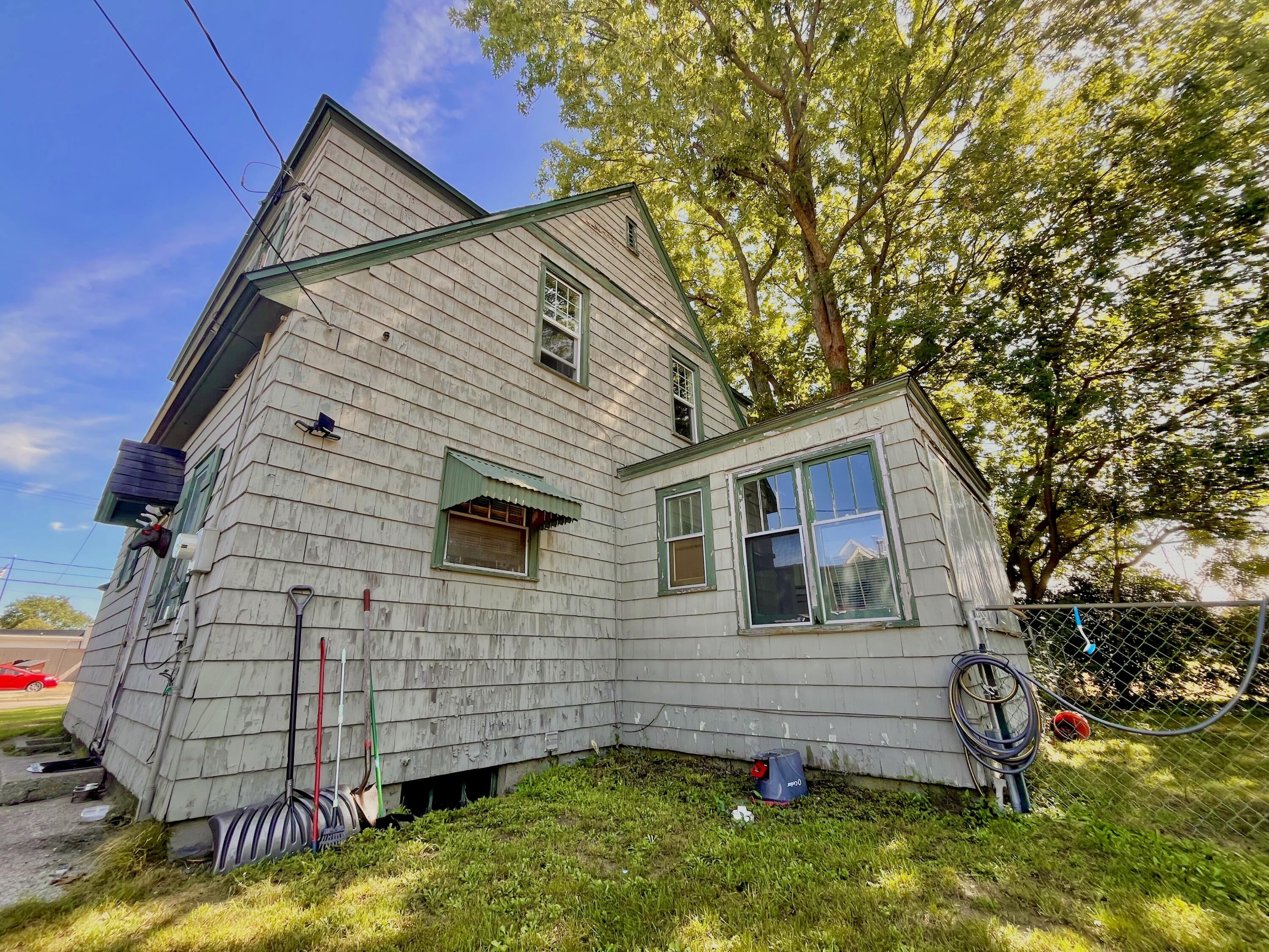 738 Washington Avenue