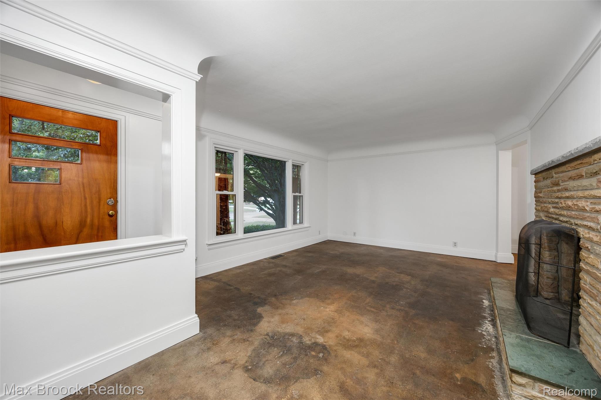 118 Midland Boulevard