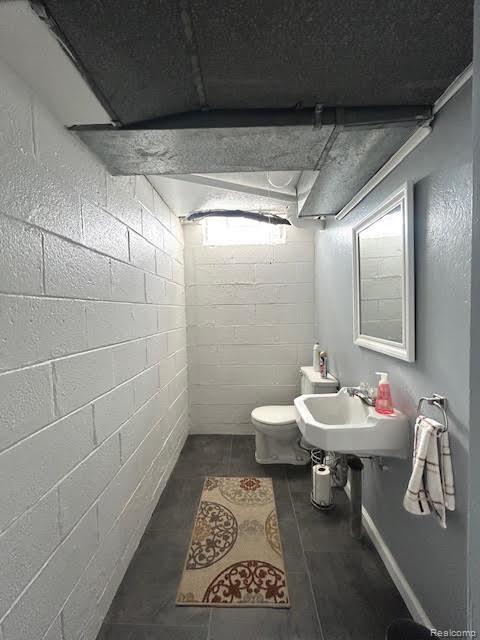 Madison Heights City, Michigan 48071, United States, 3 Bedrooms Bedrooms, ,2 BathroomsBathrooms,Residential,Pending,154200