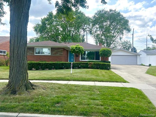 Madison Heights City, Michigan 48071, United States, 3 Bedrooms Bedrooms, ,2 BathroomsBathrooms,Residential,Pending,154200