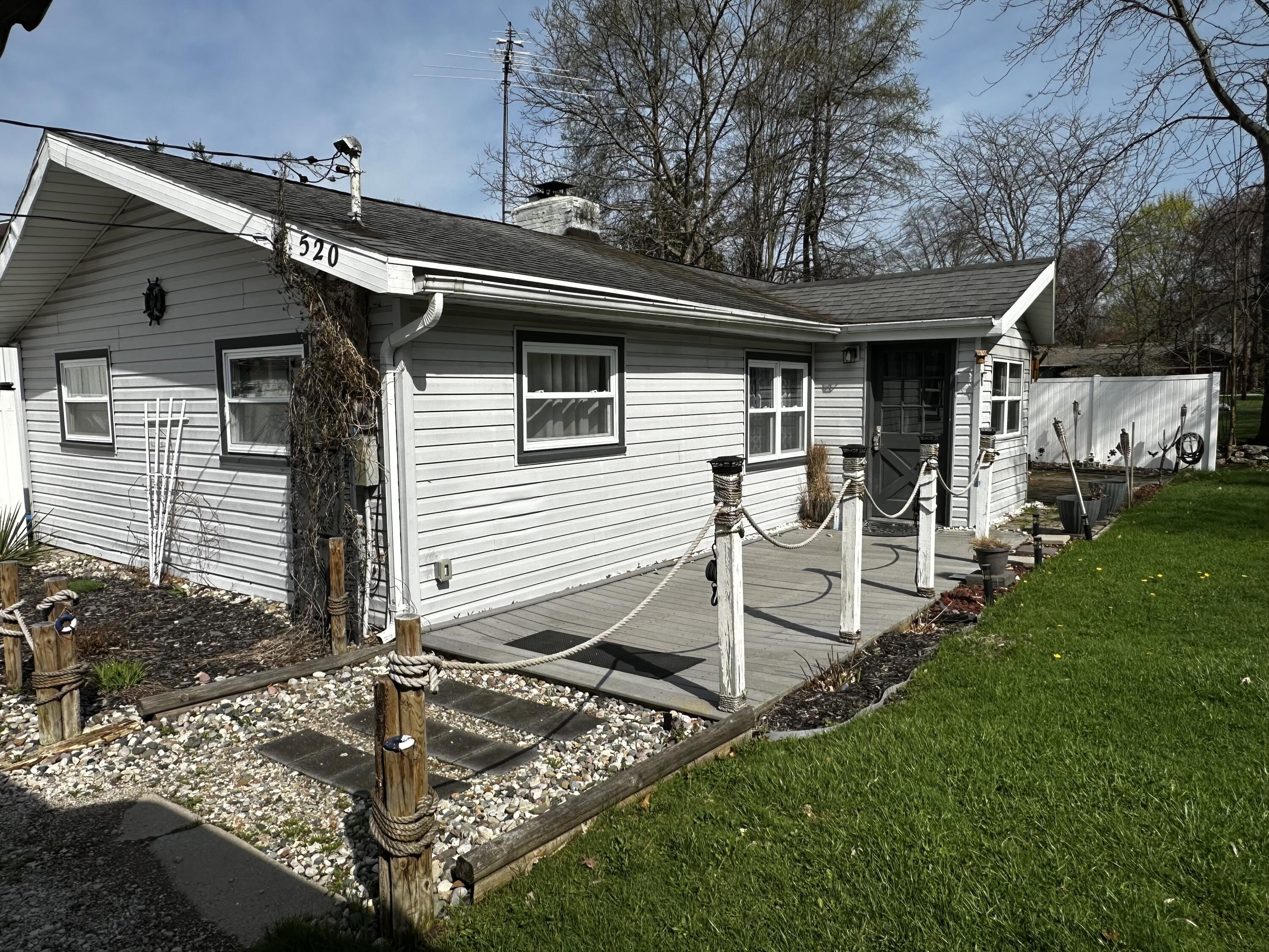 520 W Jessie Road