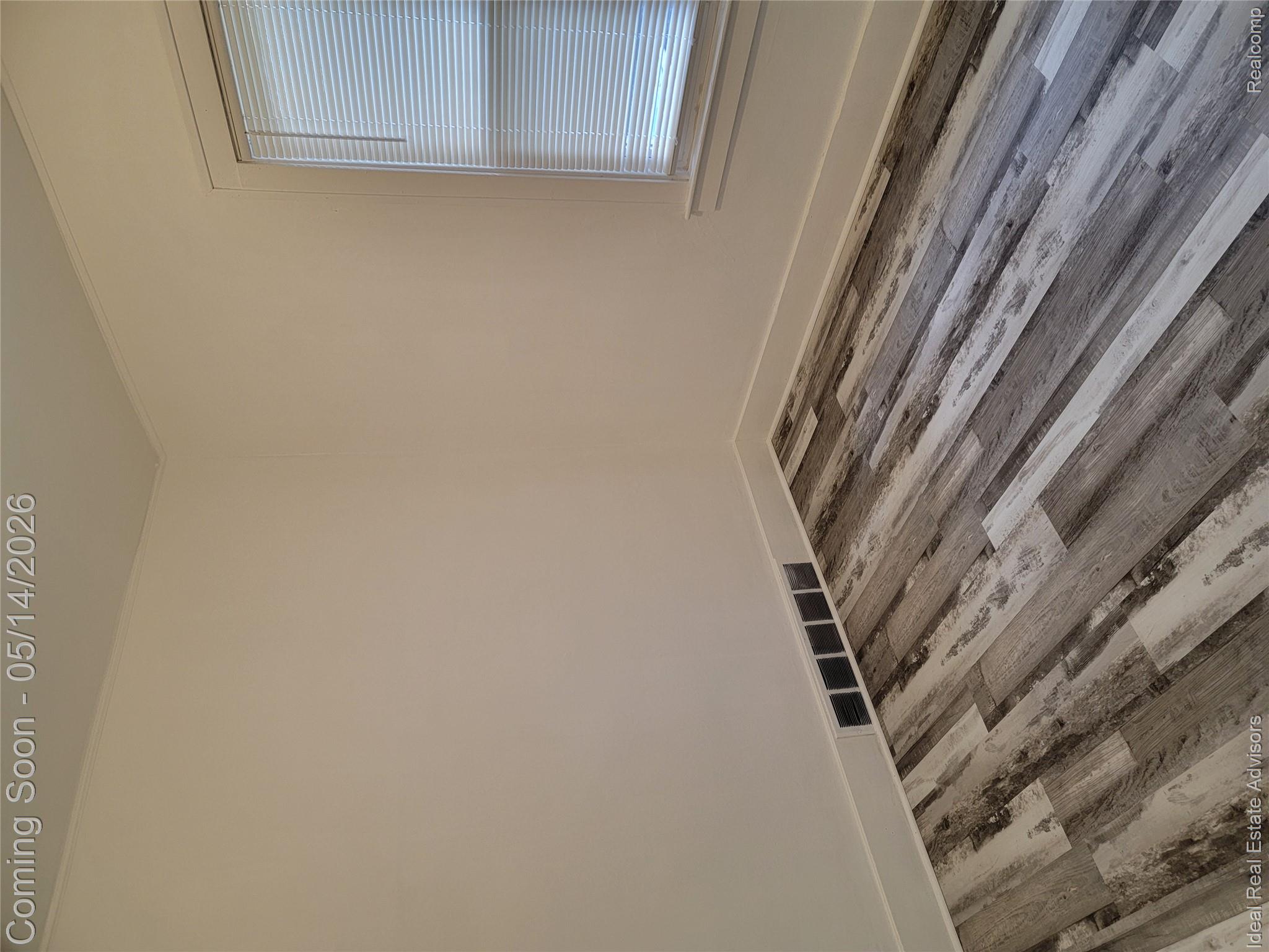 43 W Charlotte Street 3