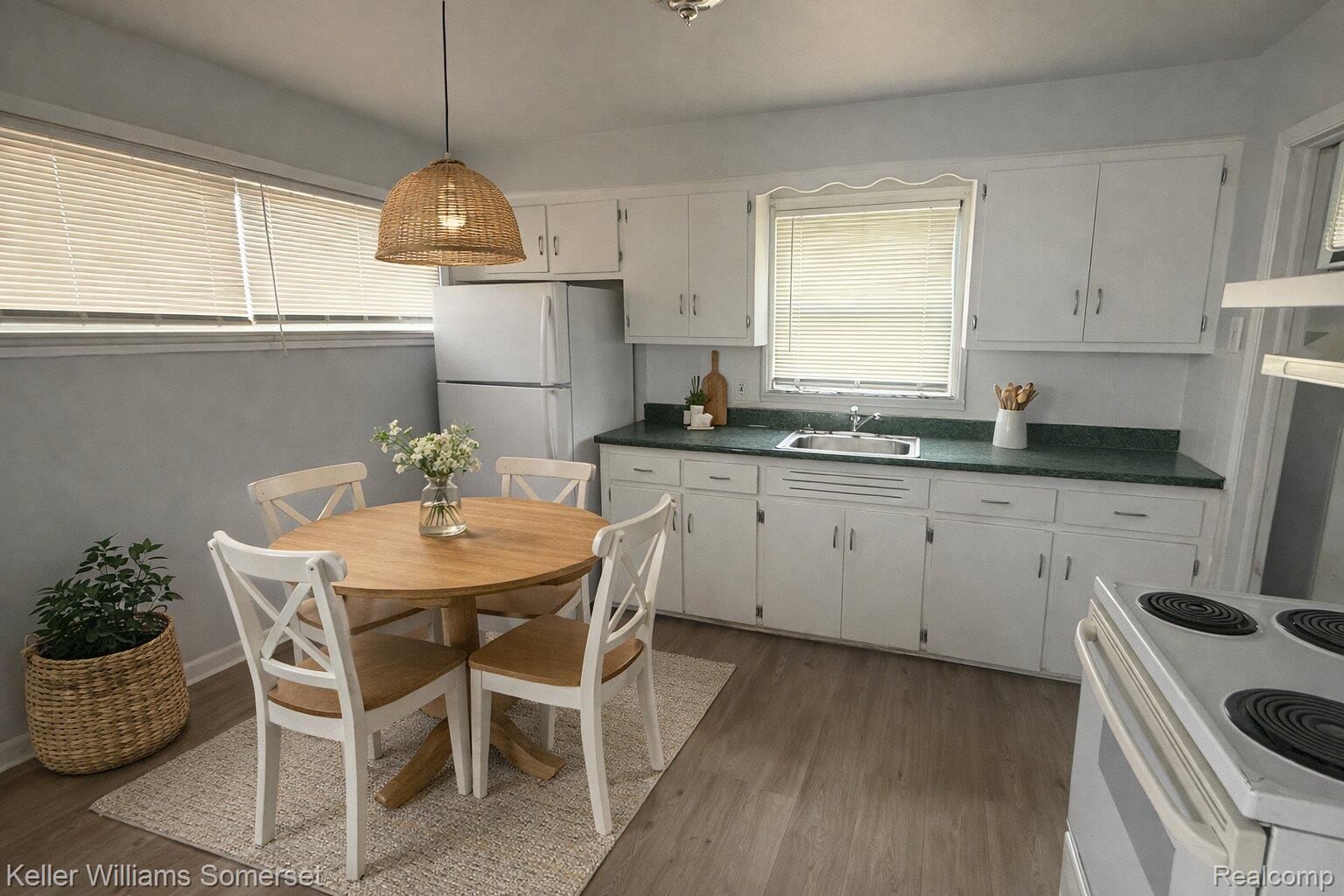 1644 E Goulson Avenue