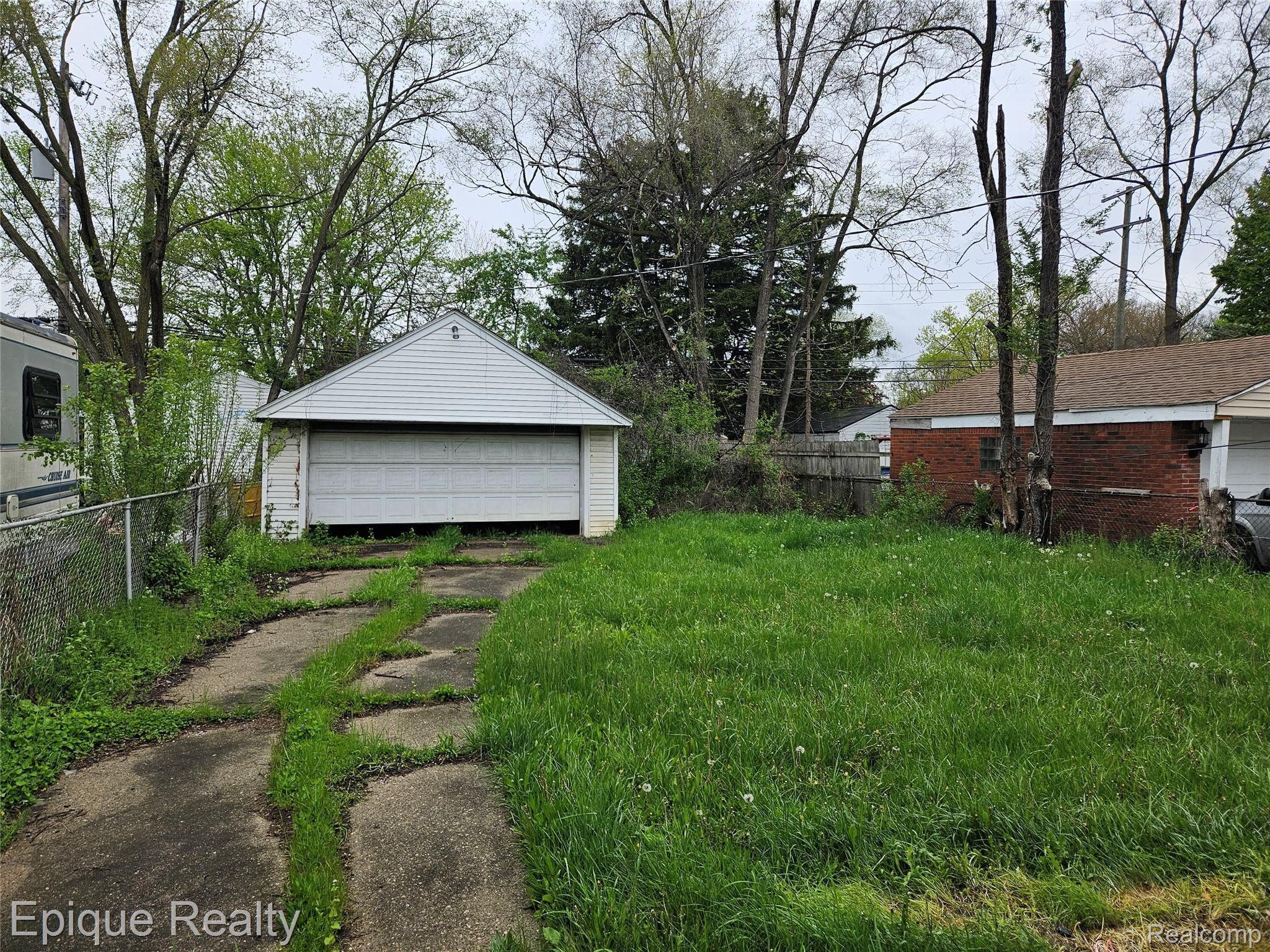 7341 Evergreen Avenue