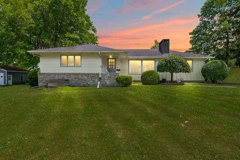 207 Maumee Street Jonesville City MI 49250