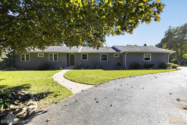 3280 TANGLEWOOD TRL, CHELSEA, MI 48118 - Image 9e7d0ac4e104bad52088be392e6ec3dc/3262084067