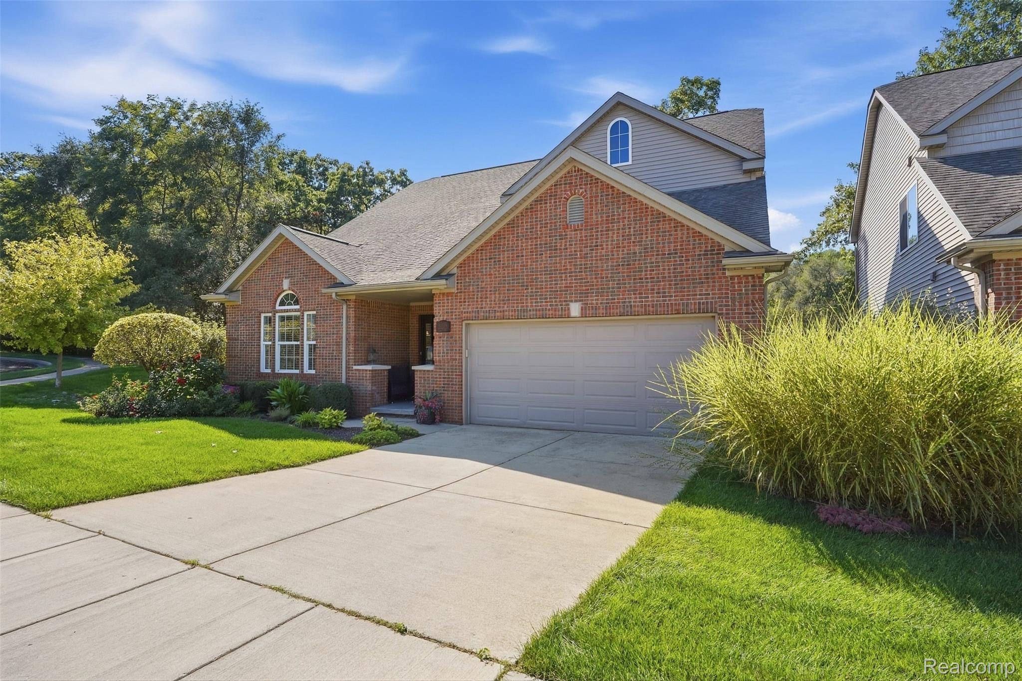 4622 Spring Mountain Drive