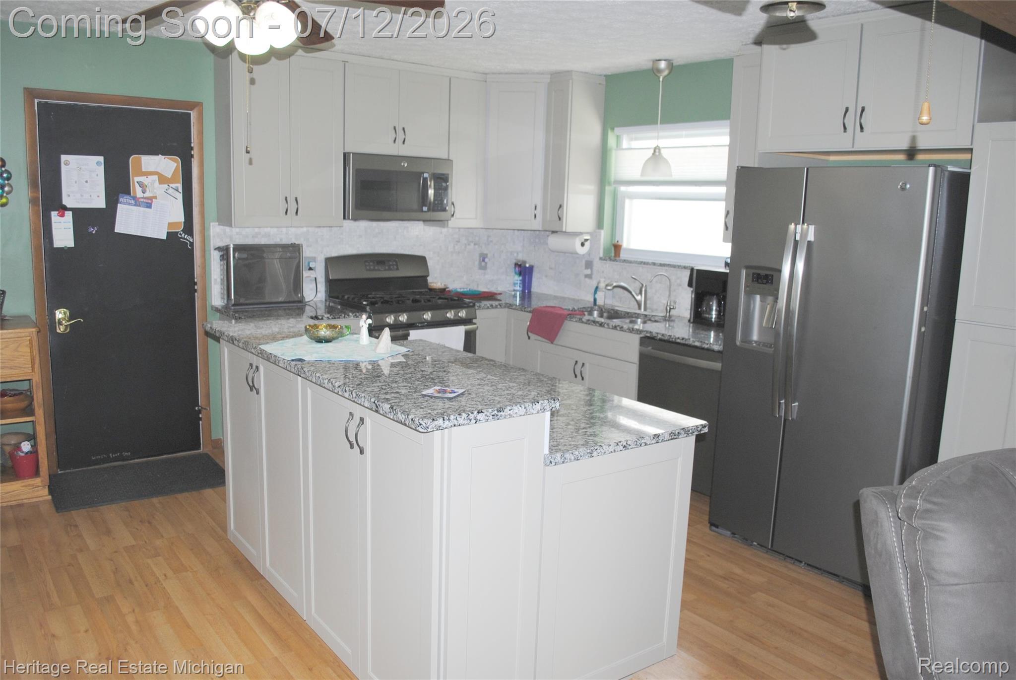 1673 Woodlake Circle Circle